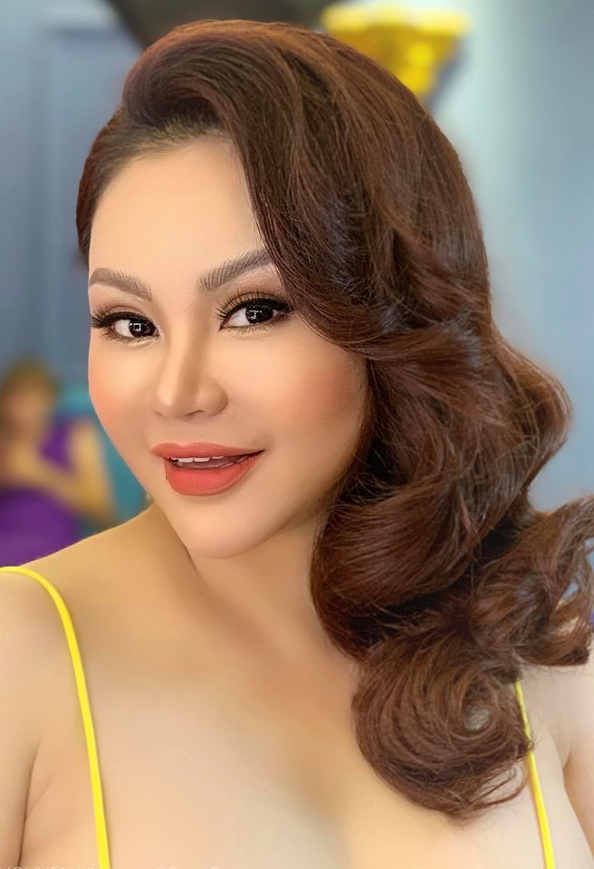 Tuổi tác cận kề ngưỡng 50, nữ diễn viên Việt này vẫn đều đặn "đập mặt xây lại" ảnh 5 Tuổi tác cận kề ngưỡng 50, Lê Giang vẫn đều đặn đập mặt xây lại như cơm bữa-6