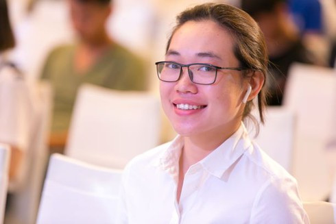 Chị Thụy – nữ nhân viên cá tính, chấp nhận vay ngân hàng số tiền gần 3 tỷ đồng để chi trả toàn bộ khóa học trở thành phi công Chị Thụy – nữ nhân viên cá tính, chấp nhận vay ngân hàng số tiền gần 3 tỷ đồng để chi trả toàn bộ khóa học trở thành phi công