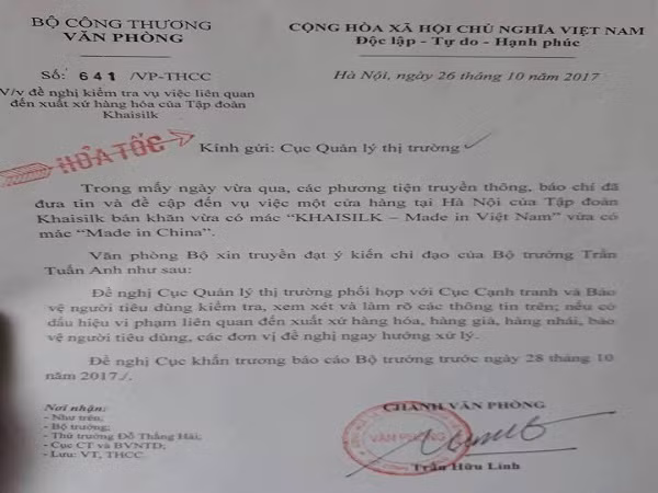 Văn bản của Bộ trưởng Bộ Công Thương về việc khăn vừa có mác “KHAISILK – Made in Việt Nam” vừa có mác “Made in China”. Ảnh: Vietq. Văn bản của Bộ trưởng Bộ Công Thương về việc khăn vừa có mác “KHAISILK – Made in Việt Nam” vừa có mác “Made in China”. Ảnh: Vietq.