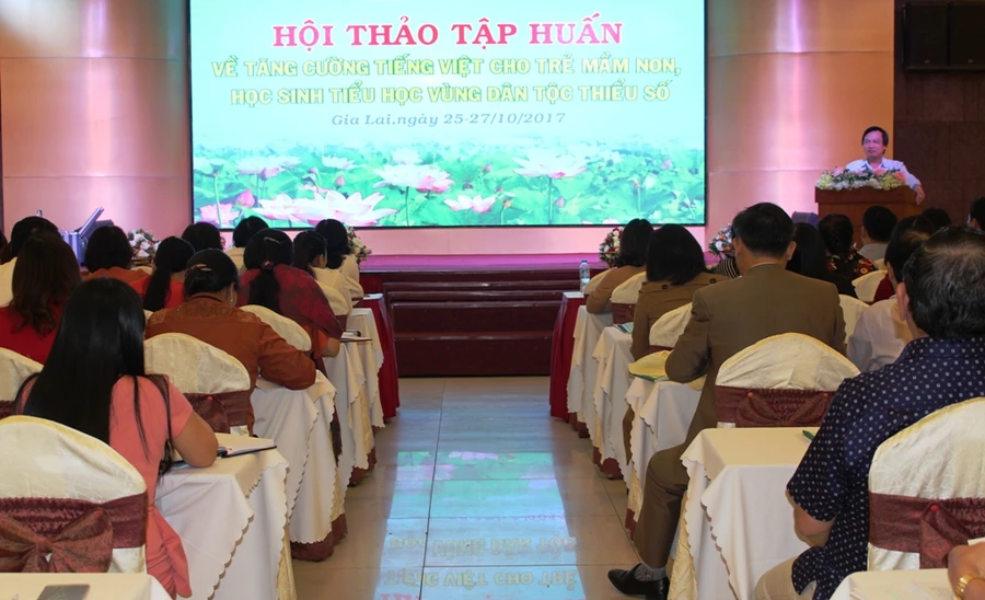 Quang cảnh hội thảo