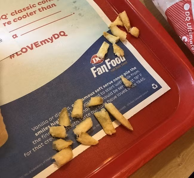 17 con người có thói quen kỳ lạ khiến ai nhìn vào cũng cạn lời, thậm chí phải nổi giận - Ảnh 17.