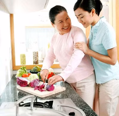 Gia đình - 4 món quà tặng mẹ chồng, mẹ vợ ngày 8/3 ý nghĩa, cảm động nhất (Hình 2).