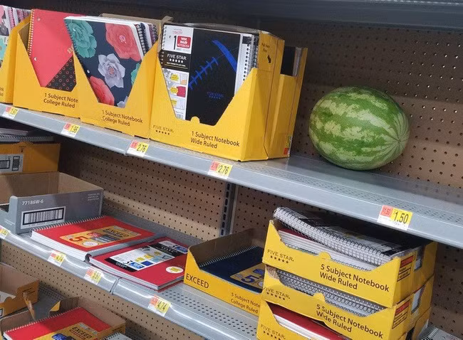 16 thói quen kỳ lạ khiến ai nhìn vào cũng khó chịu