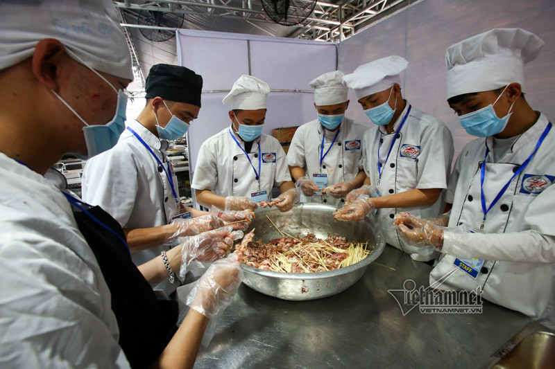 Chuyện chưa kể nơi bếp ăn đại bản doanh 3.000 người ở Thượng đỉnh Mỹ-Triều ảnh 4 Chuyện chưa kể nơi bếp ăn đại bản doanh 3.000 người ở Thượng đỉnh Mỹ-Triều