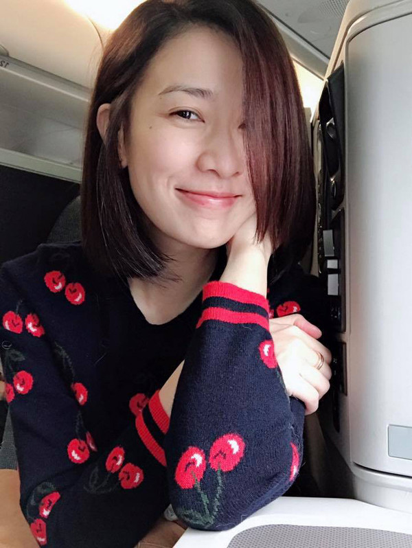 Xa Thi Mạn sử dụng những sản phẩm làm đẹp đơn giản như