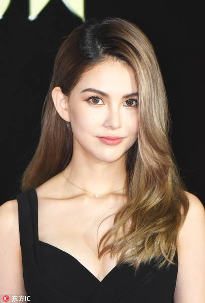 Chân dung cô gái nắm giữ trái tim người đàn ông đào hoa nhất làng giải trí xứ Đài ảnh 4  Côn Lăng ngày càng đằm thắm và quyến rũ.