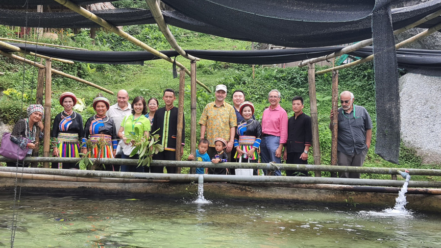 Khu du lịch sinh thái của gia đình anh Đặng Hành Dũng mỗi năm đón hàng nghìn lượt khách trong và ngoài nước đến tham quan và trải nghiệm. Khu du lịch sinh thái của gia đình anh Đặng Hành Dũng mỗi năm đón hàng nghìn lượt khách trong và ngoài nước đến tham quan và trải nghiệm.