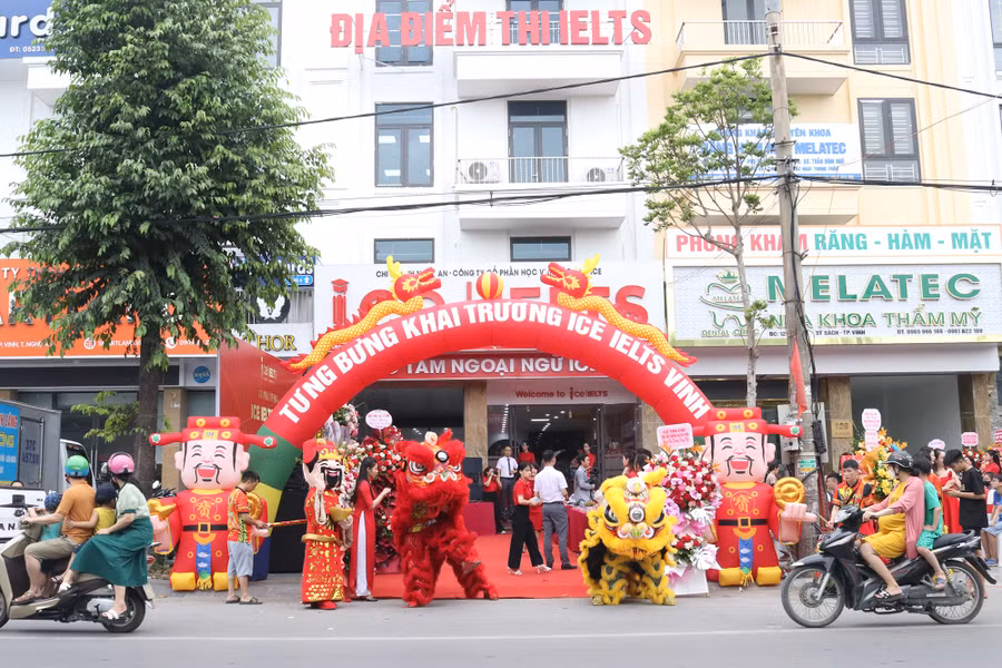 ICE IELTS Vinh tại Số 130, đường Nguyễn Sỹ Sách, phường Hưng Phúc, TP Vinh, Nghệ An.