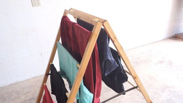 Dễ dàng thế này thì ngại gì mà không tự tay làm giá treo quần áo cho cả nhà
