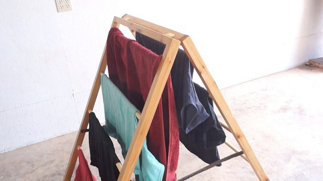Dễ dàng thế này thì ngại gì mà không tự tay làm giá treo quần áo cho cả nhà - Hình 9