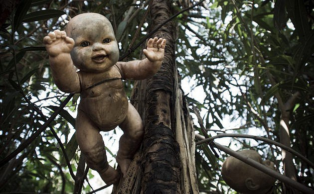 Những hòn đảo kỳ lạ bậc nhất thế giới hiện nay: “Anh ghét em” là tỏ tình, bỏ tiền ra mua thì cũng bỏ mạng