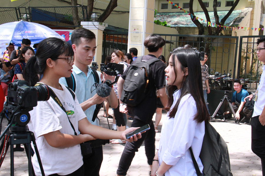 Báo chí đồng hành cùng sĩ tử Báo chí đồng hành cùng sĩ tử