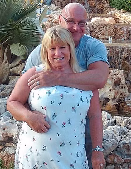 Shanders và Michael thời còn mặn nồng. Ảnh: The Sun.