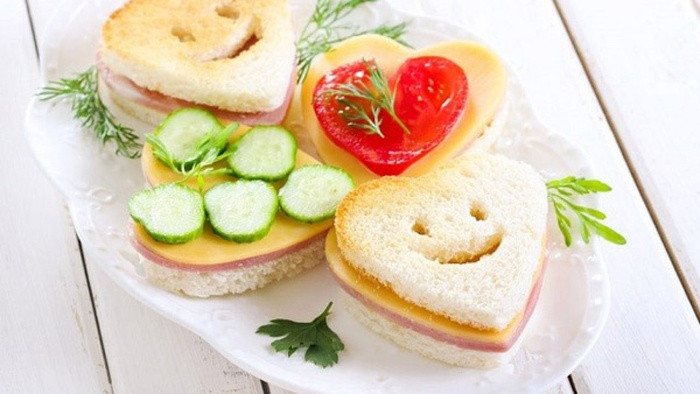 Làm ngay 2 món ăn này để chinh phục “người ấy” trong ngày Valentine ảnh 4 Cùng người ấy vào bếp làm 2 món ăn cho ngày valentine thêm lãng mạn