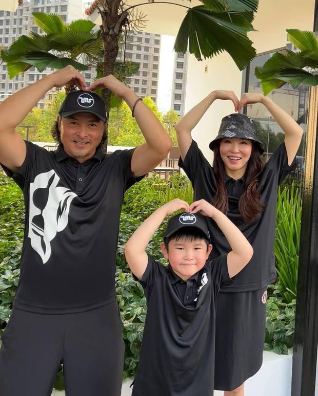 Tổ ấm viên mãn của cặp đôi nổi tiếng. Tổ ấm viên mãn của cặp đôi nổi tiếng.