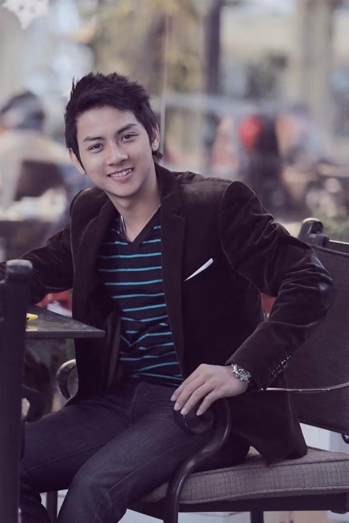 Hoài Lâm thời kỳ đỉnh cao, đẹp trai lại hát hay nên có rất nhiều fan.