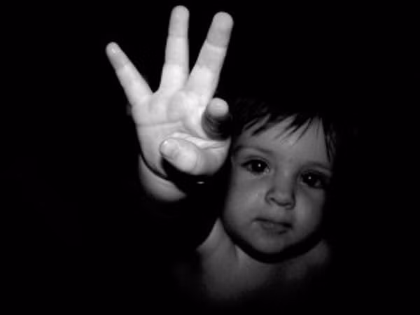 Tự kỷ, trẻ tự kỷ, dấu hiệu trẻ tự kỷ