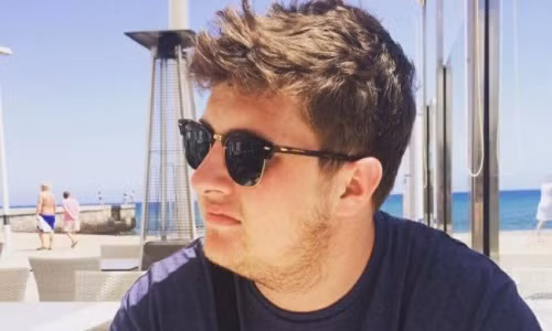 Matthew James. Ảnh: Southwalesargus.