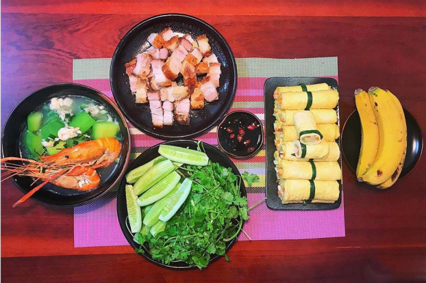 Chỉ 125.000 đồng, chị em có ngay mâm cơm vừa ngon lại đủ chất cho ngày cuối tuần ảnh 1 Chỉ 125.000 đồng, chị em có ngay mâm cơm vừa ngon lại đủ chất cho ngày cuối tuần 0