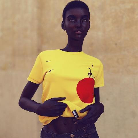 Thần thái giống người thật