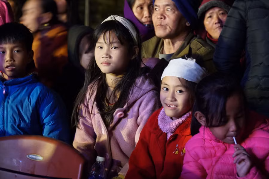 “Xuân về dưới đỉnh Giăng Màn” mang yêu thương đến với người dân Hà Tĩnh ảnh 14