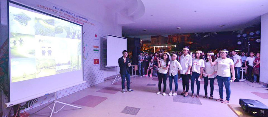 Những buổi sinh hoạt giao lưu học tập đã tạo động lực và khơi dậy niềm đam mê học tập tiếng Anh cho sinh viên. Những buổi sinh hoạt giao lưu học tập đã tạo động lực và khơi dậy niềm đam mê học tập tiếng Anh cho sinh viên.