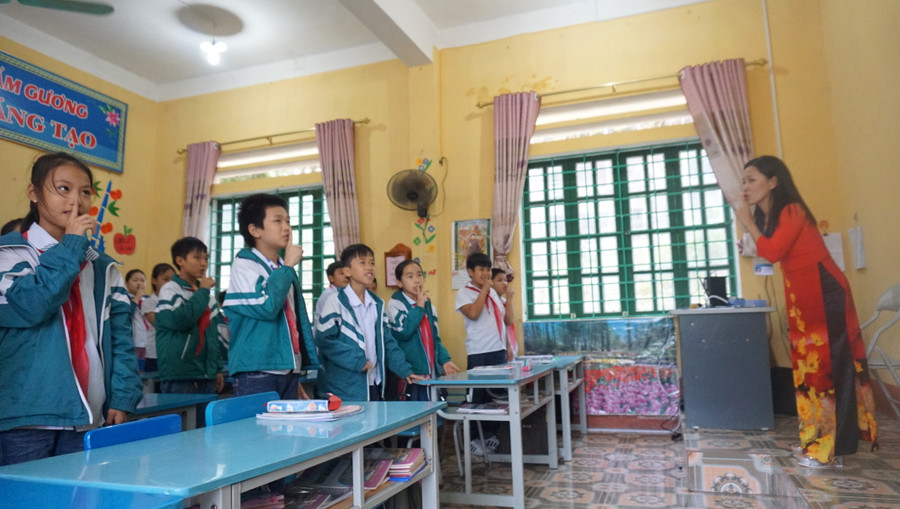 Giờ học Tiếng Anh vui nhộn của cô giáo Phạm Thị Tân