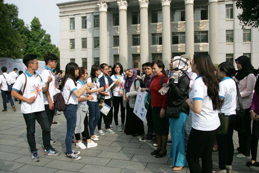 Giao lưu văn hoá giữa Đại học Quảng Tây và các trường đại học khối ASEAN