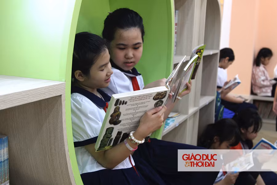 Sôi động ngày hội khoa học của học sinh trường Nguyễn Bỉnh Khiêm (TP.HCM) ảnh 6