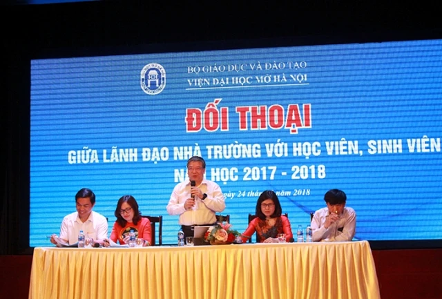 Đối thoại với sinh viên: Lắng nghe để phục vụ tốt hơn