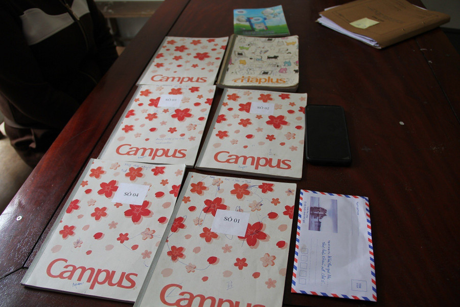 Tang vật chuyên án bị công an thu giữ. Ảnh: CANA. Tang vật chuyên án bị công an thu giữ. Ảnh: CANA.