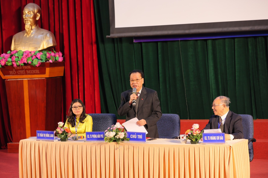 GS.TS Phùng Hữu Phú – Nguyên Phó Chủ tịch Thường trực Hội đồng Lý luận Trung ương Đảng GS.TS Phùng Hữu Phú – Nguyên Phó Chủ tịch Thường trực Hội đồng Lý luận Trung ương Đảng