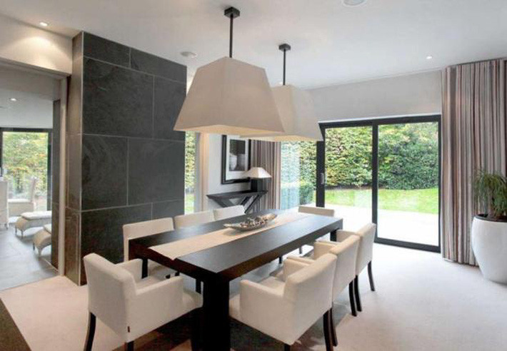 Lĩnh gần 300.000 bảng/tuần ở Man United, Pogba sống “sang chảnh” cỡ nào? ảnh 6