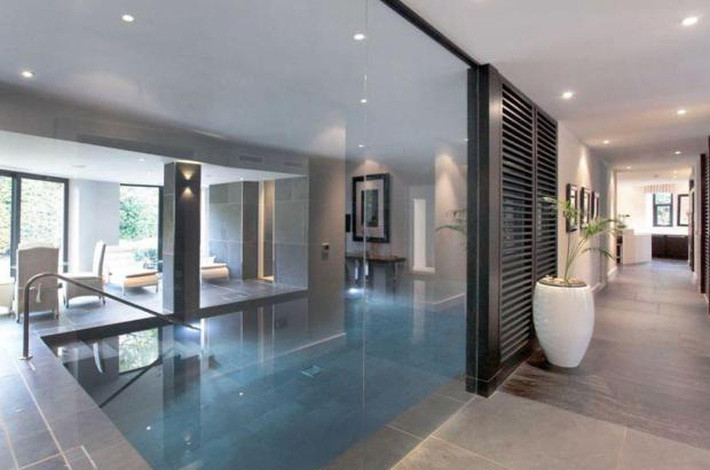 Lĩnh gần 300.000 bảng/tuần ở Man United, Pogba sống “sang chảnh” cỡ nào? ảnh 9