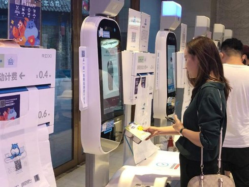 Sữa chua Vinamilk đã có mặt tại siêu thị thông minh Hema của Alibaba ở Trung Quốc ảnh 4 Sữa chua Vinamilk đã có mặt tại siêu thị thông minh Hema của Alibaba ở Trung Quốc ảnh 4