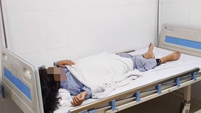 Bệnh nhân đang được điều trị tại Bệnh viện Da liễu Trung ương