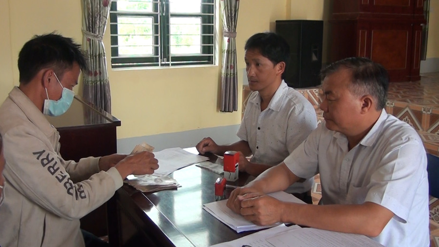 Hỗ trợ vốn để người dân đầu tư phát triển kinh tế.