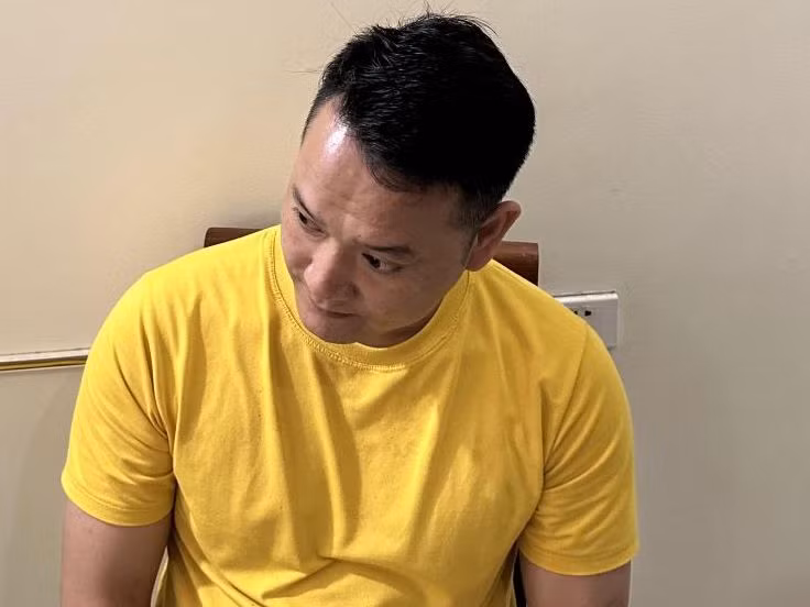 Đối tượng Trương Văn Thịnh tại cơ quan CSĐT. (Ảnh: CATH).