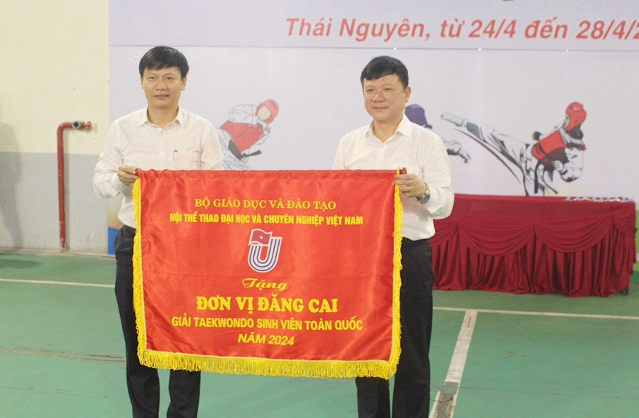 Gần 300 vận động viên tham dự giải Taekwondo sinh viên toàn quốc năm 2024.