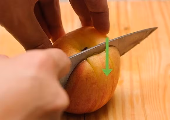 mẹo cắt táo nhanh, mẹo cắt táo tránh bị thâm