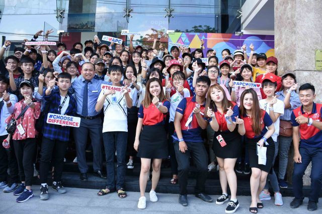 Học sinh trường THPT Dương Văn Dương đến thăm trụ sở chính của trường tại TPHCM Học sinh trường THPT Dương Văn Dương đến thăm trụ sở chính của trường tại TPHCM