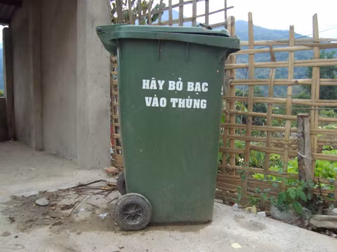 Thùng 