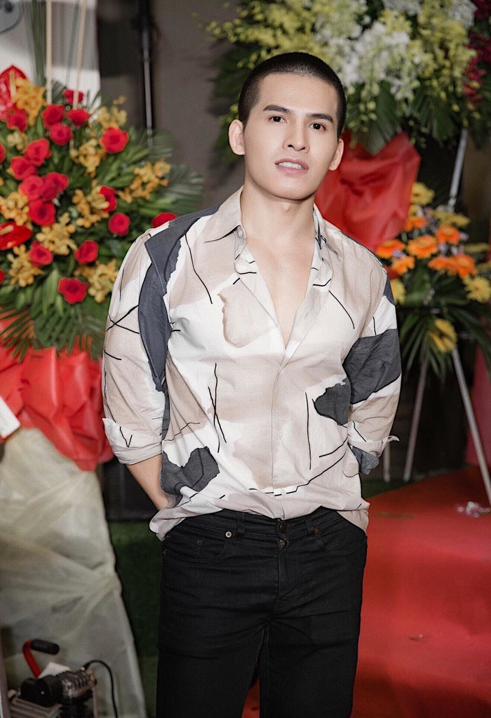 Hậu quả khó lường khi sao Việt phẫu thuật thẩm mỹ đổi vận