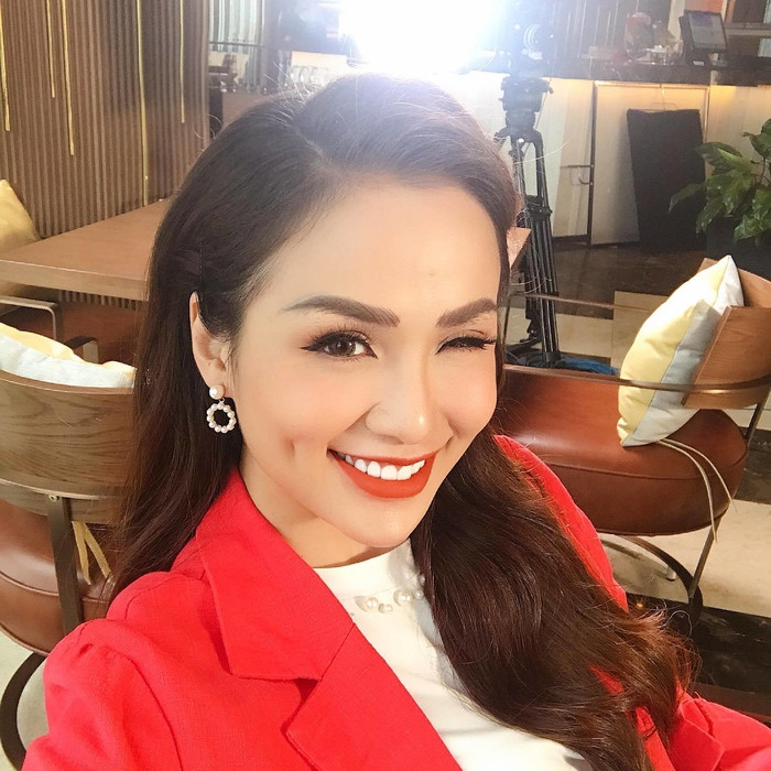 Hậu quả khó lường khi sao Việt phẫu thuật thẩm mỹ đổi vận