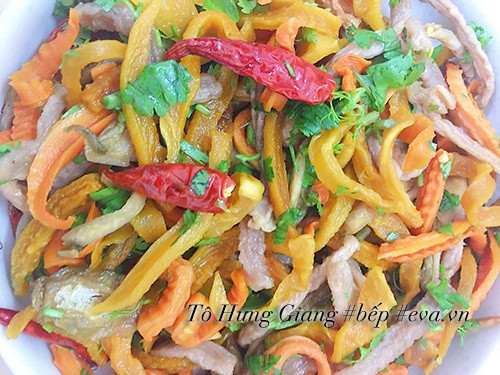 3 cach lam dua muoi tu cu qua say kho