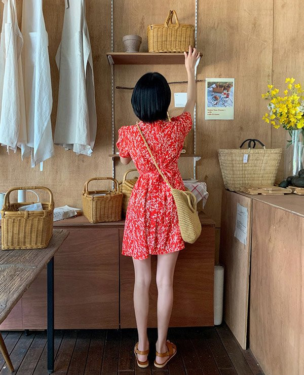 4 món đơn giản diện hằng ngày giúp chị em “nấm lùn” cao như cô nàng mét 7 ảnh 11 ba met be doi ma trong cao rao chang thua hoi 1m7, day la 4 mon chi em can sam - 12