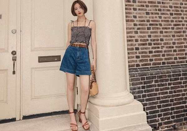 4 món đơn giản diện hằng ngày giúp chị em “nấm lùn” cao như cô nàng mét 7