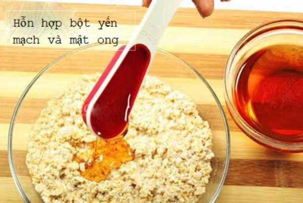 Ít ai ngờ nguyên liệu rẻ tiền này giúp tóc khô, xơ trở nên suôn mượt nhanh chóng ảnh 1 toc kho, xo khong con la noi lo neu biet tan dung nhung nguyen lieu re tien nay - 1