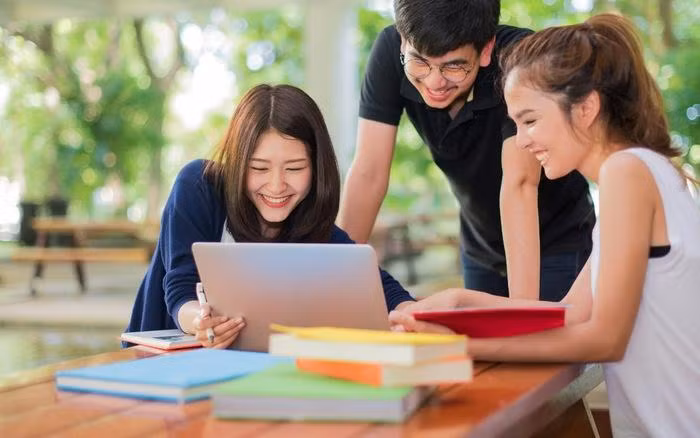 Sinh viên vừa ra trường đã có 2 năm kinh nghiệm chuyên môn – tại sao không? 