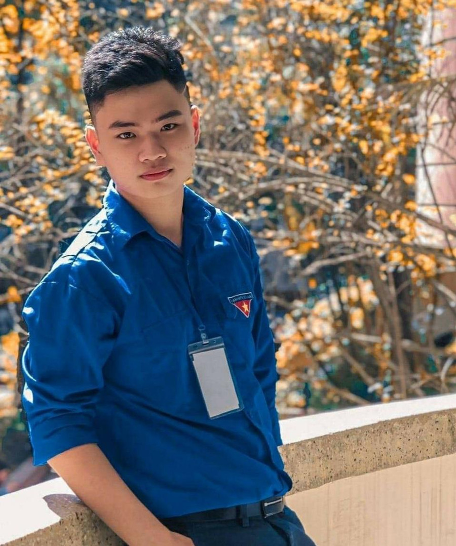 Trần Thanh Tùng - K22TCB chuyên sâu Kinh doanh chứng khoán (Khoa Tài chính – HVNH)